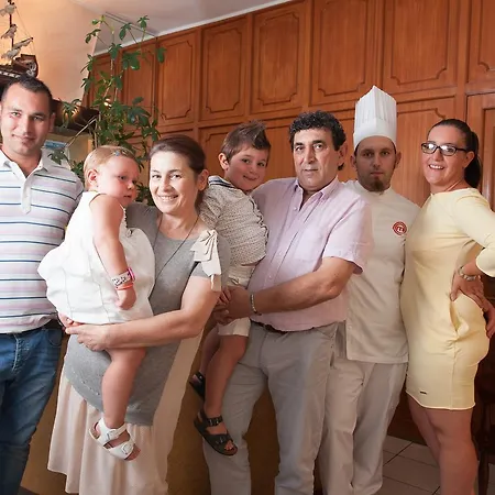 Hotel Benvenuti Гаттео-а-Маре