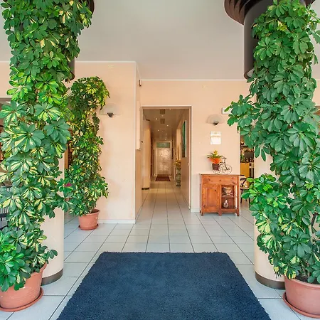 Hotel Benvenuti Отель Гаттео-а-Маре