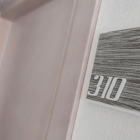 Отель Hotel Benvenuti 3*